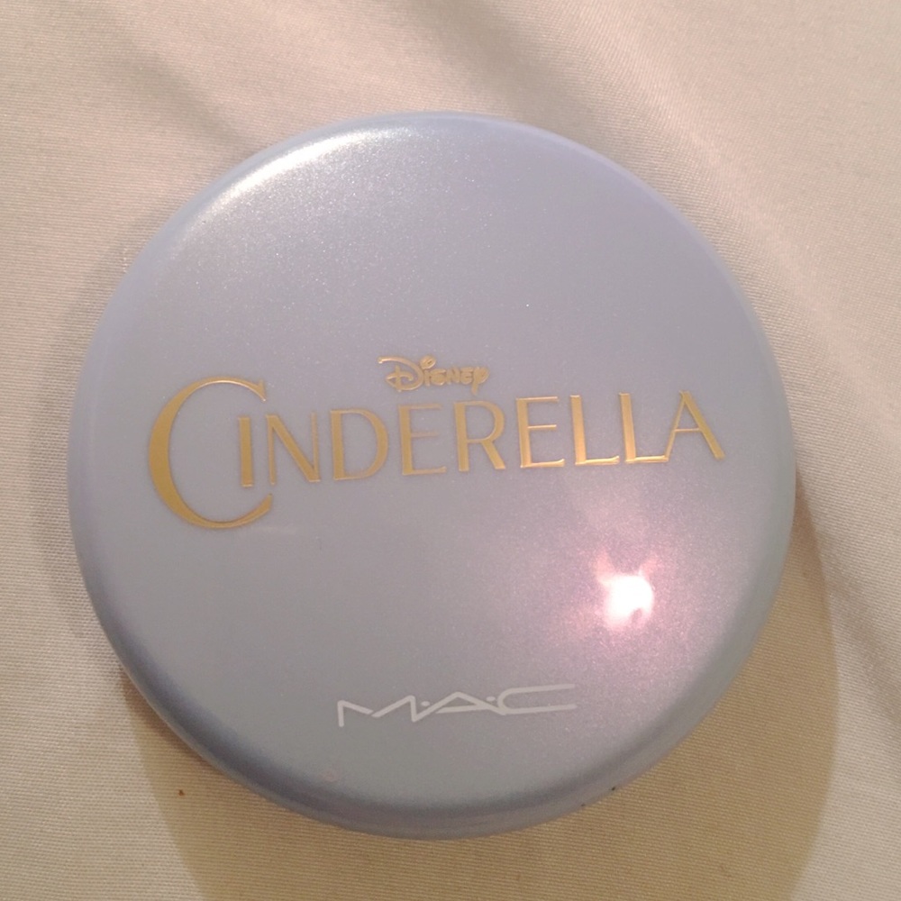 MAC Mystery Princess Beauty Powder - Cinderella LE